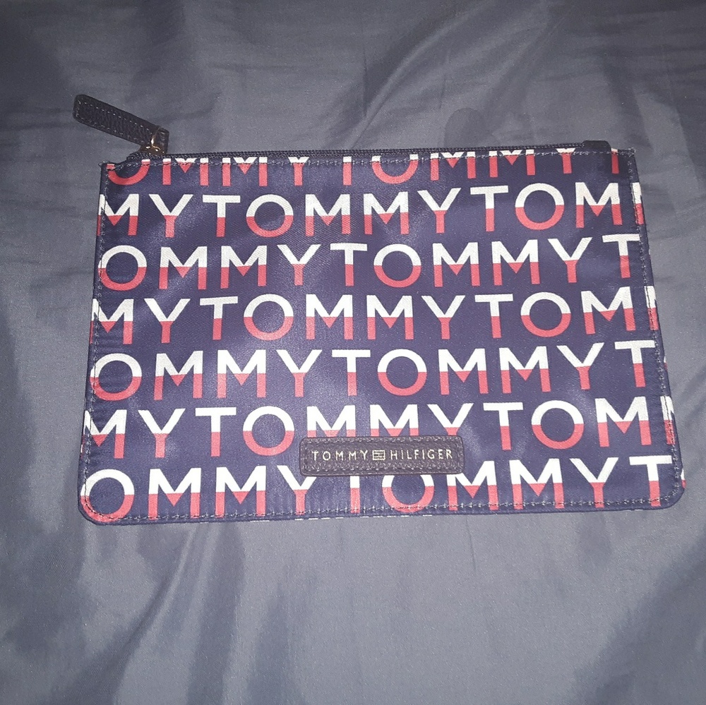 Tommy Hilfiger clutch